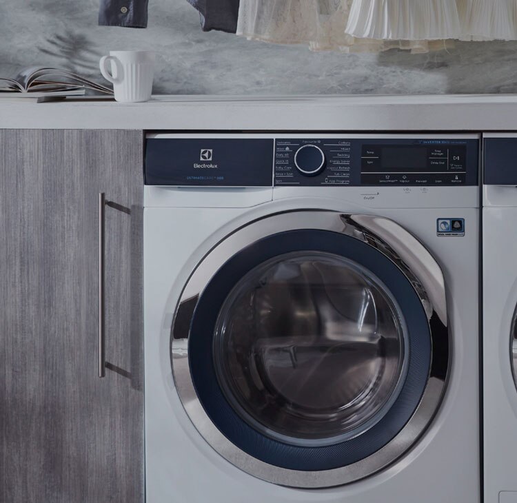 Bianco Electrolux Love Your Day Collection Sbattitore 450 W 5 velocità 