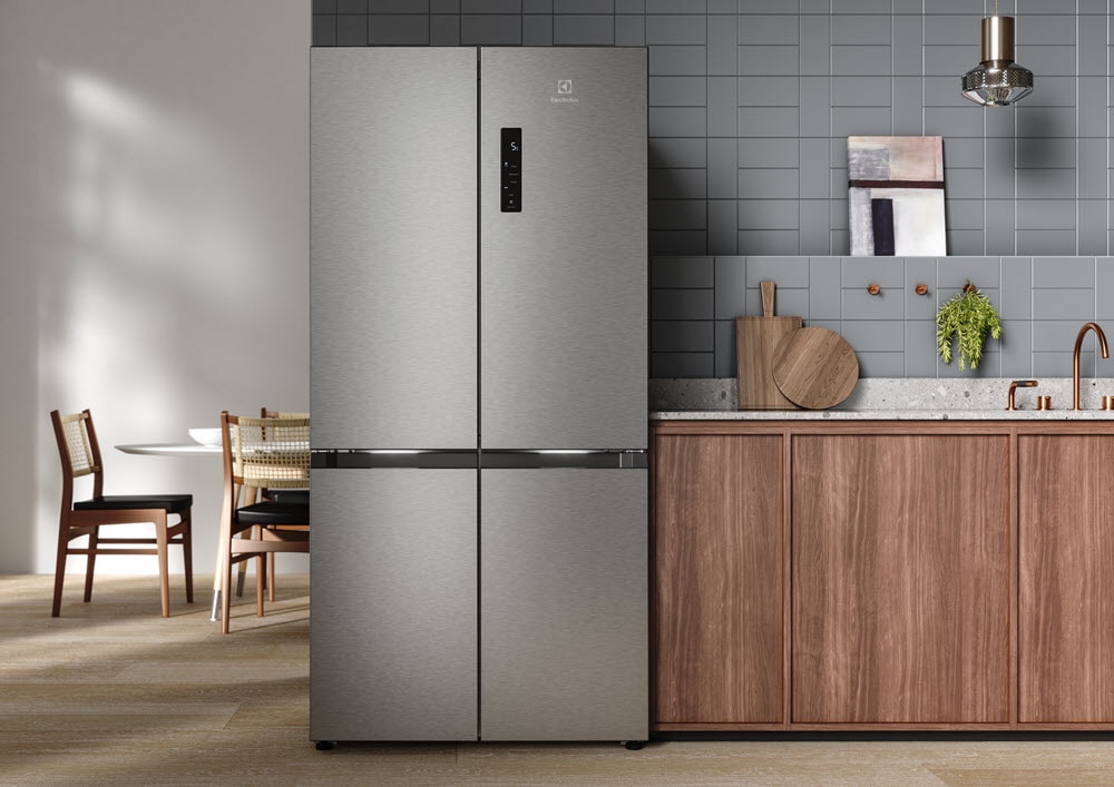 https://www.electrolux.in/contentassets/67468f7d39f24eff994141f5f83f6b4e/pseerf220ma00001.jpg