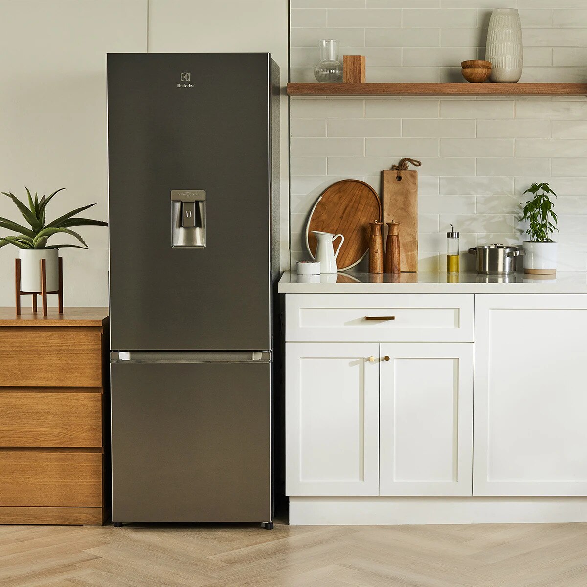 Bottom freezer refrigerators
