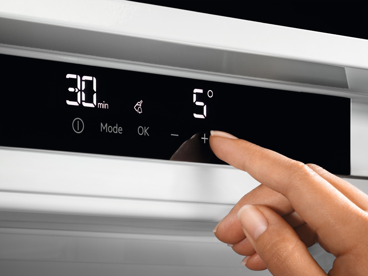 Finger adjusting refrigerator digital