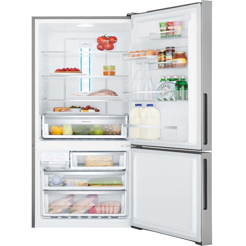 Electrolux EBE5302C-S 529L UltimateTaste 500 bottom freezer refrigerator - View 3