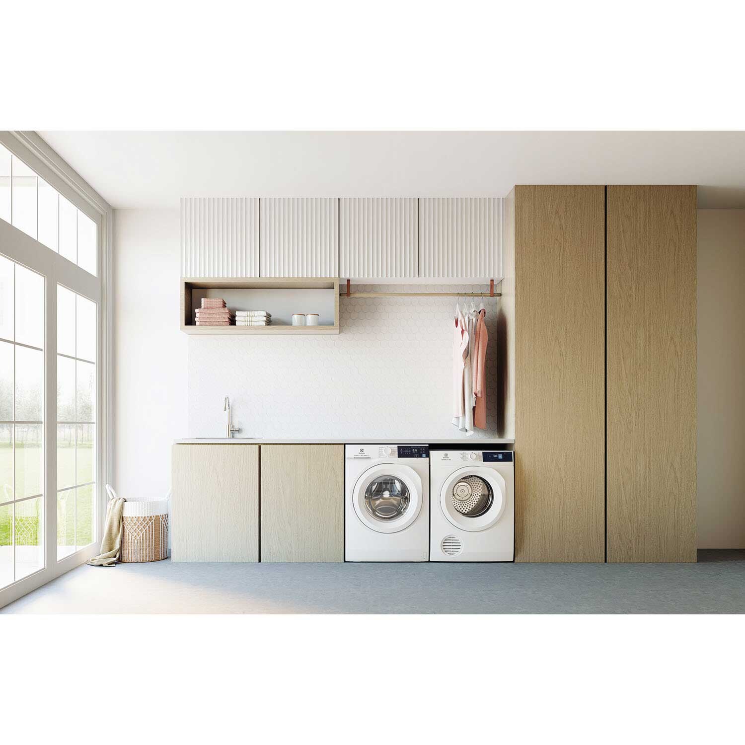 7.5kg UltimateCare 300 front load washing machine EWF7524D3WB